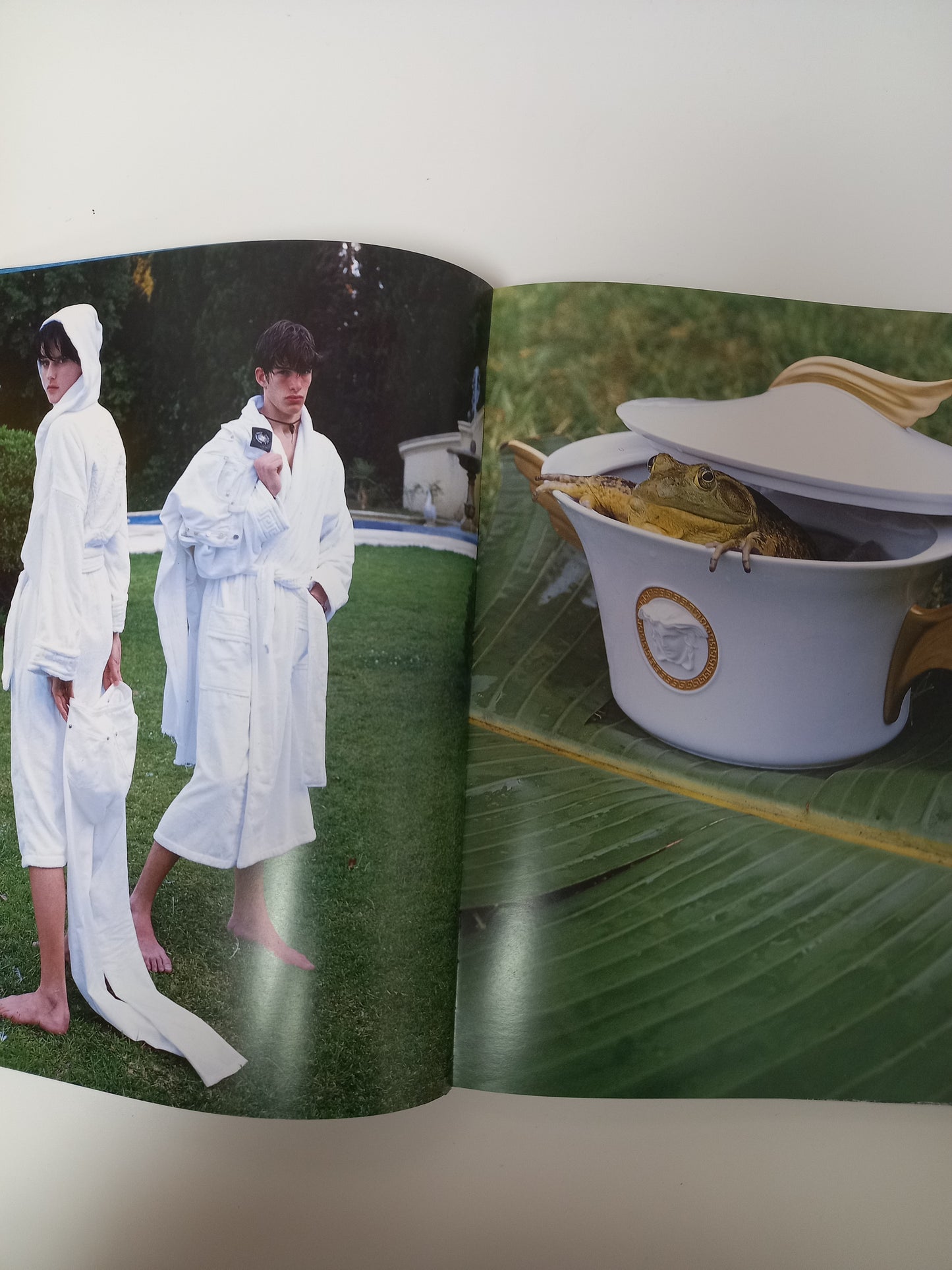 Gianni Versace - Do Not Disturb