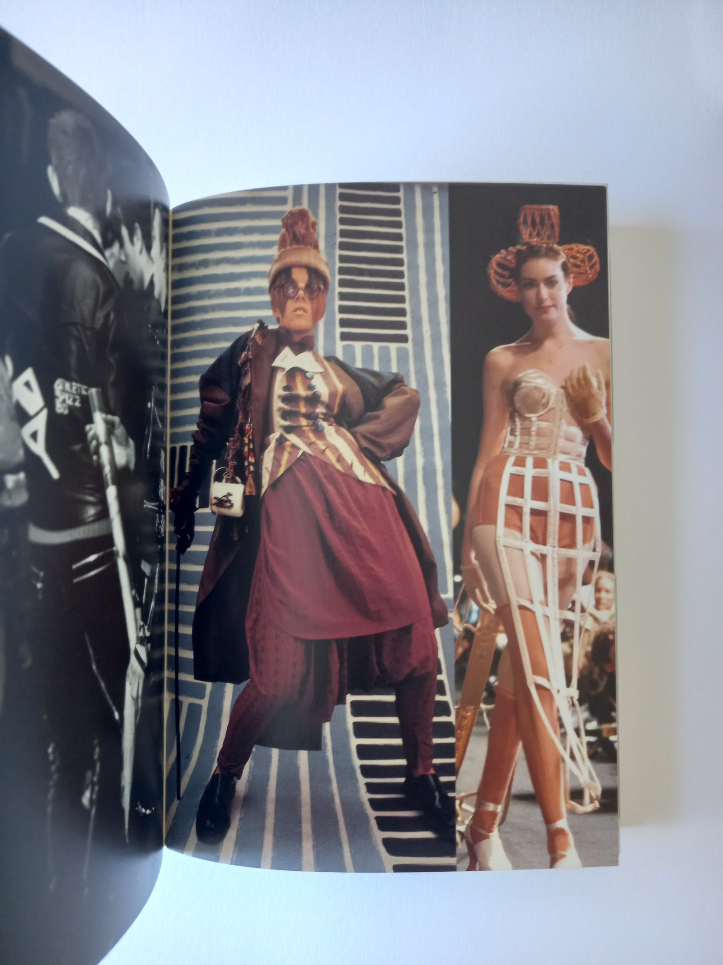 A Decade of i-Deas - The Encyclopaedia of the '80s